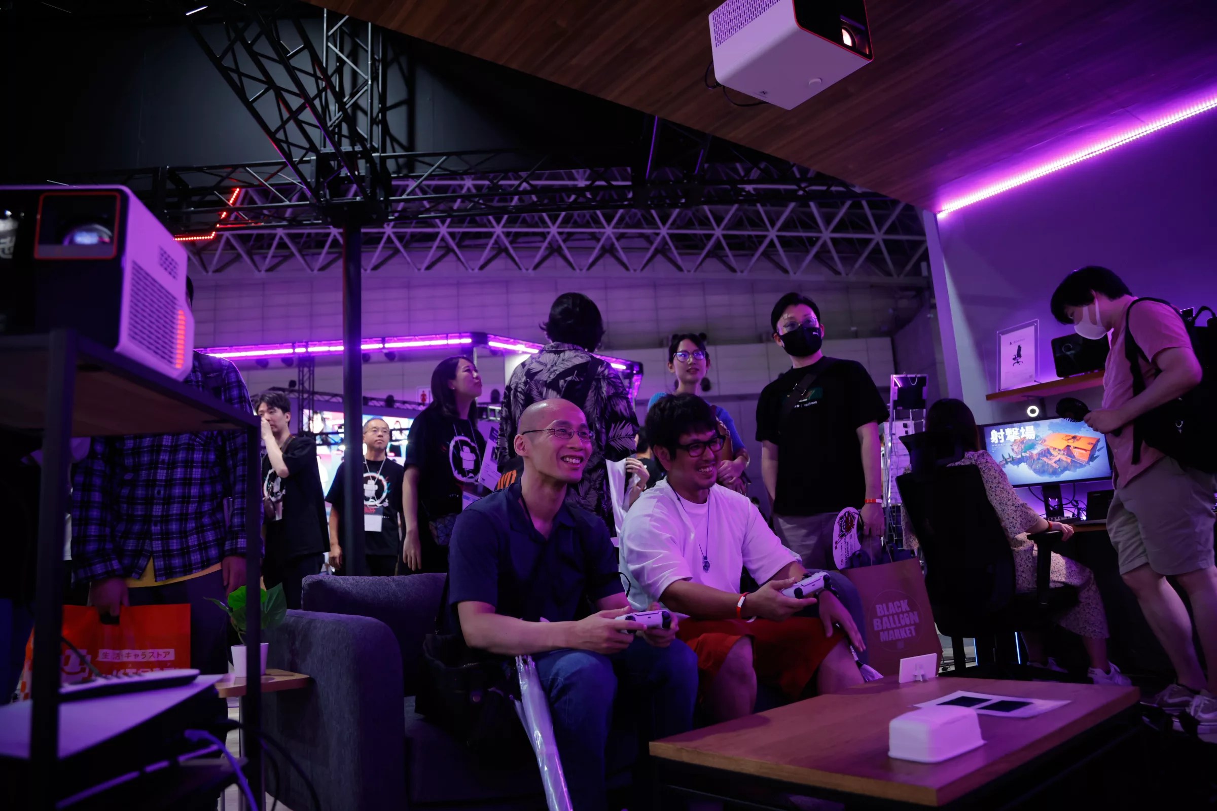 Best 4K Gaming Projector 2023 BenQ US